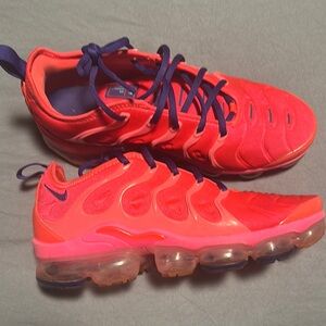 Nike Women Sneakers - Bright Pink and Purple